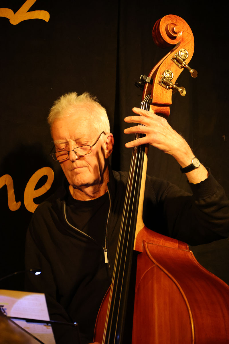 Jazz  & Dünnele, Wahlwies